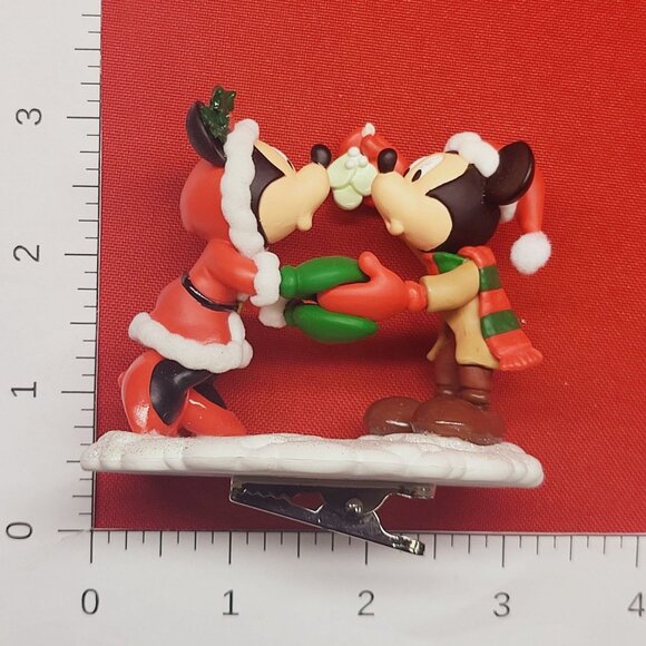 Hallmark Disney Mistletoe Time Mickey & Minnie 2003 - Picture 11 of 12